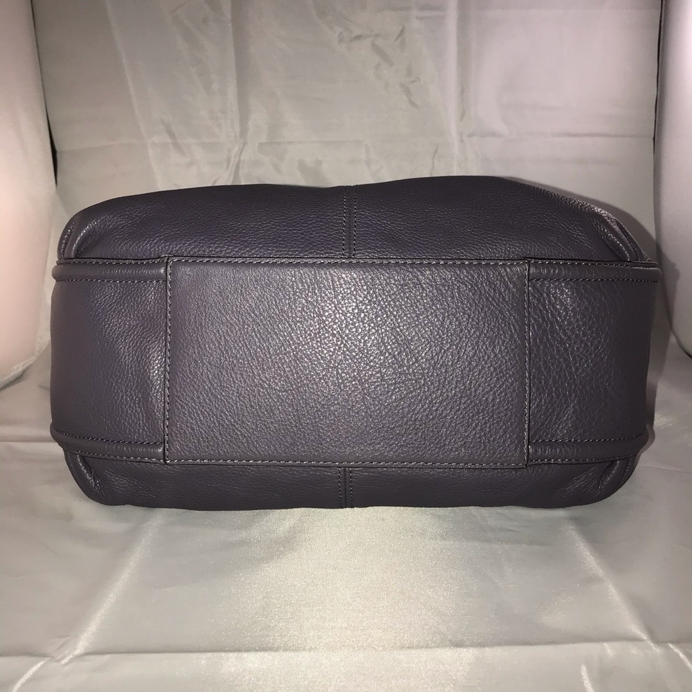Coach Bucket Bag - Picture 3 of 5